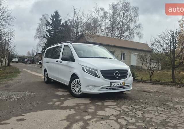 Белый Мерседес Вито, объемом двигателя 2 л и пробегом 310 тыс. км за 30900 $, фото 1 на Automoto.ua