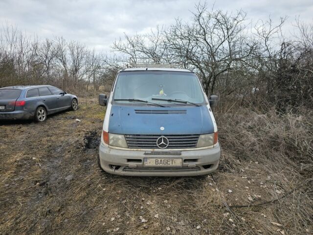 Белый Мерседес Вито, объемом двигателя 2.3 л и пробегом 515 тыс. км за 3000 $, фото 1 на Automoto.ua