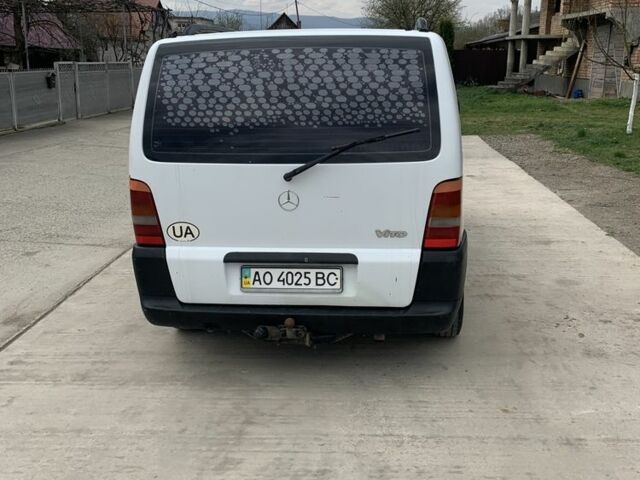 Білий Мерседес Віто, об'ємом двигуна 2.1 л та пробігом 307 тис. км за 3499 $, фото 1 на Automoto.ua