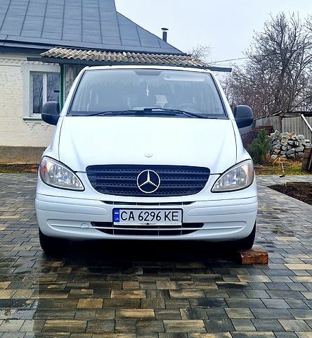 Білий Мерседес Віто, об'ємом двигуна 2.1 л та пробігом 355 тис. км за 7200 $, фото 1 на Automoto.ua