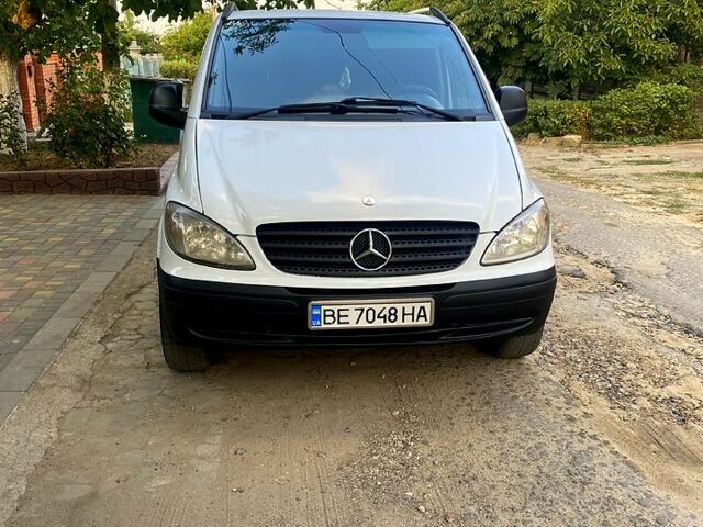 Білий Мерседес Віто, об'ємом двигуна 2.1 л та пробігом 350 тис. км за 5800 $, фото 1 на Automoto.ua