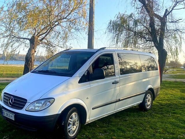 Белый Мерседес Вито, объемом двигателя 2.2 л и пробегом 0 тыс. км за 7700 $, фото 1 на Automoto.ua