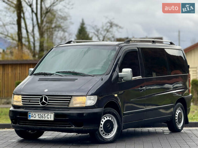 Черный Мерседес Вито, объемом двигателя 2.2 л и пробегом 370 тыс. км за 4699 $, фото 1 на Automoto.ua
