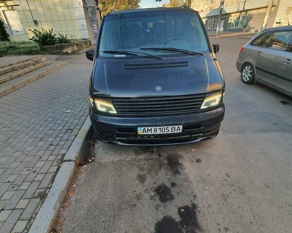 Чорний Мерседес Віто, об'ємом двигуна 2.15 л та пробігом 395 тис. км за 5950 $, фото 1 на Automoto.ua