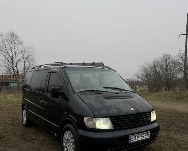 Черный Мерседес Вито, объемом двигателя 2.15 л и пробегом 400 тыс. км за 3700 $, фото 1 на Automoto.ua