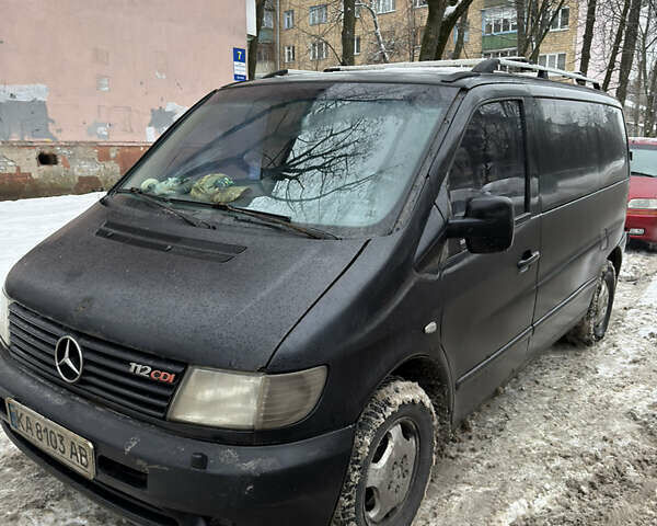 Чорний Мерседес Віто, об'ємом двигуна 2.2 л та пробігом 508 тис. км за 4500 $, фото 1 на Automoto.ua