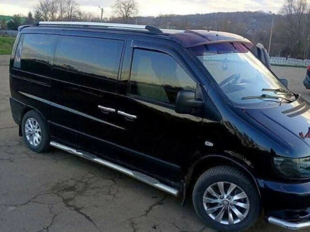 Чорний Мерседес Віто, об'ємом двигуна 2.1 л та пробігом 270 тис. км за 3000 $, фото 1 на Automoto.ua