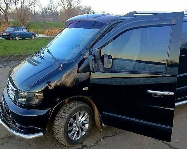 Чорний Мерседес Віто, об'ємом двигуна 2.15 л та пробігом 270 тис. км за 3500 $, фото 1 на Automoto.ua