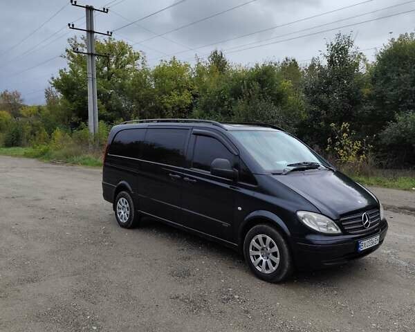 Чорний Мерседес Віто, об'ємом двигуна 2.15 л та пробігом 395 тис. км за 8256 $, фото 1 на Automoto.ua