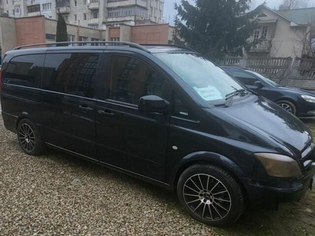 Черный Мерседес Вито, объемом двигателя 2.1 л и пробегом 333 тыс. км за 9200 $, фото 1 на Automoto.ua