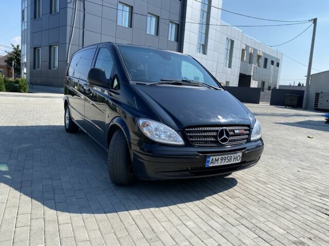 Черный Мерседес Вито, объемом двигателя 3 л и пробегом 272 тыс. км за 11500 $, фото 1 на Automoto.ua