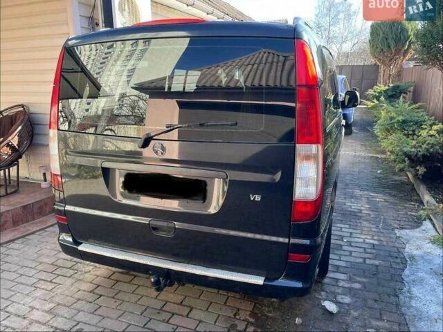 Черный Мерседес Вито, объемом двигателя 3 л и пробегом 300 тыс. км за 11500 $, фото 1 на Automoto.ua