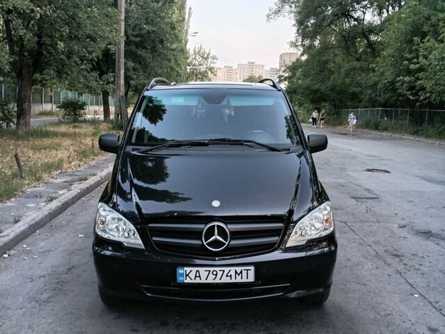 Чорний Мерседес Віто, об'ємом двигуна 2.14 л та пробігом 450 тис. км за 17000 $, фото 1 на Automoto.ua