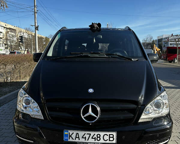 Чорний Мерседес Віто, об'ємом двигуна 2.2 л та пробігом 320 тис. км за 16900 $, фото 1 на Automoto.ua