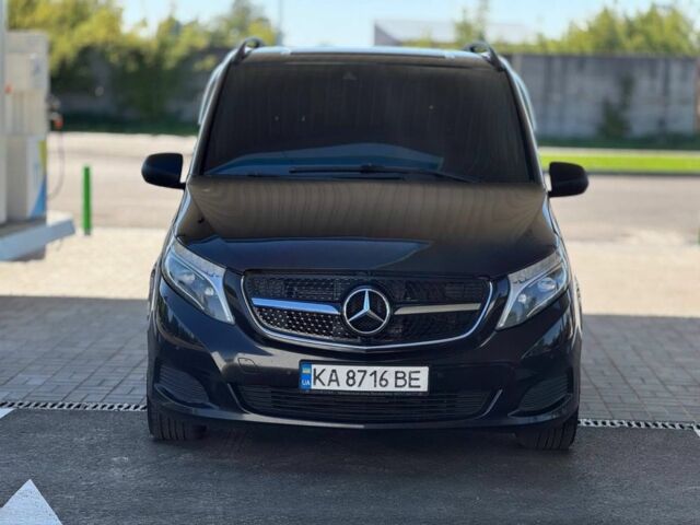 Мерседес Вито 2016 в Шостке на Automoto.ua Черный Мерседес Вито, объемом двигателя 2.1 л и пробегом 460 тыс. км за 28500 $, фото 1 на Automoto.ua