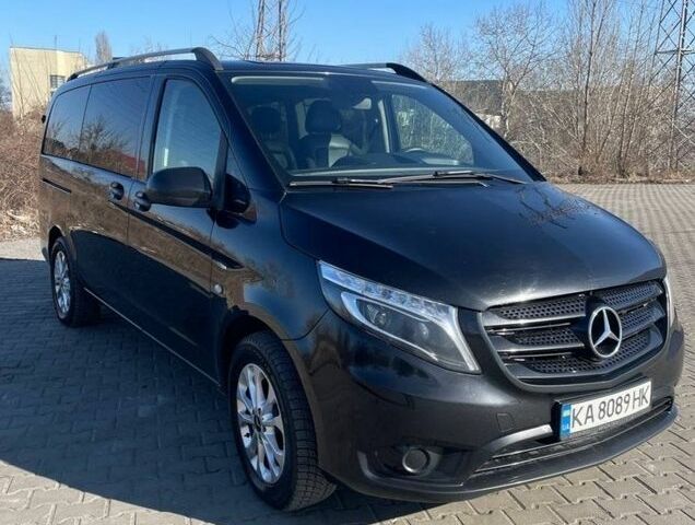 Чорний Мерседес Віто, об'ємом двигуна 2.1 л та пробігом 293 тис. км за 25500 $, фото 1 на Automoto.ua
