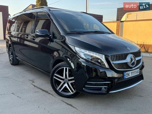 Чорний Мерседес Віто, об'ємом двигуна 2.14 л та пробігом 151 тис. км за 38700 $, фото 1 на Automoto.ua