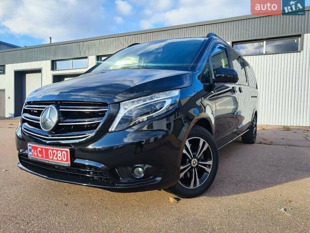 Черный Мерседес Вито, объемом двигателя 2 л и пробегом 244 тыс. км за 38450 $, фото 1 на Automoto.ua
