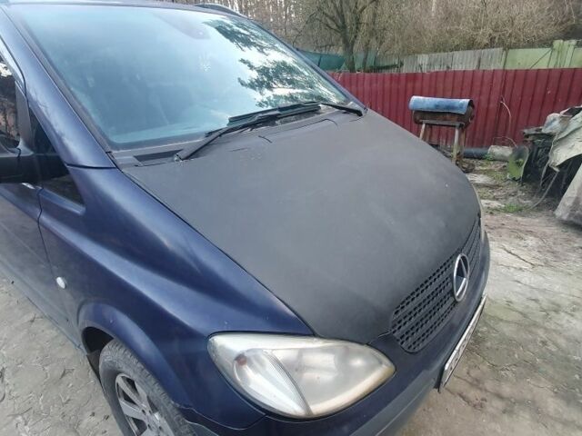 Фиолетовый Мерседес Вито, объемом двигателя 2.1 л и пробегом 400 тыс. км за 7300 $, фото 1 на Automoto.ua