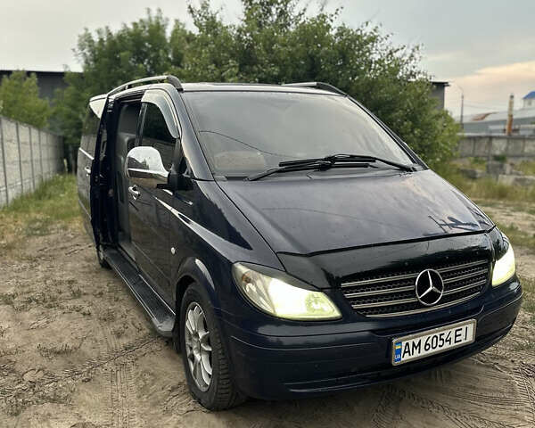 Фиолетовый Мерседес Вито, объемом двигателя 2.15 л и пробегом 330 тыс. км за 8000 $, фото 1 на Automoto.ua