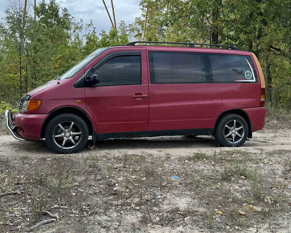 Червоний Мерседес Віто, об'ємом двигуна 2.3 л та пробігом 500 тис. км за 5000 $, фото 1 на Automoto.ua