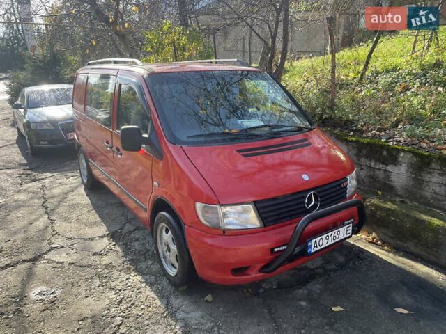 Красный Мерседес Вито, объемом двигателя 2.15 л и пробегом 410 тыс. км за 5100 $, фото 1 на Automoto.ua