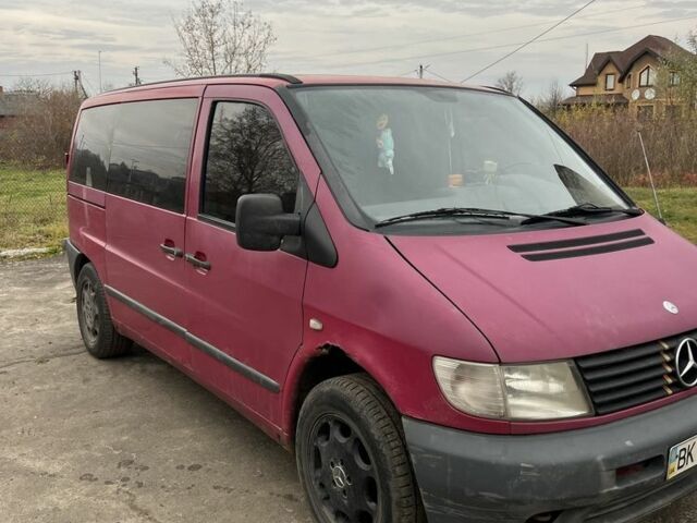 Червоний Мерседес Віто, об'ємом двигуна 2.1 л та пробігом 370 тис. км за 3500 $, фото 1 на Automoto.ua