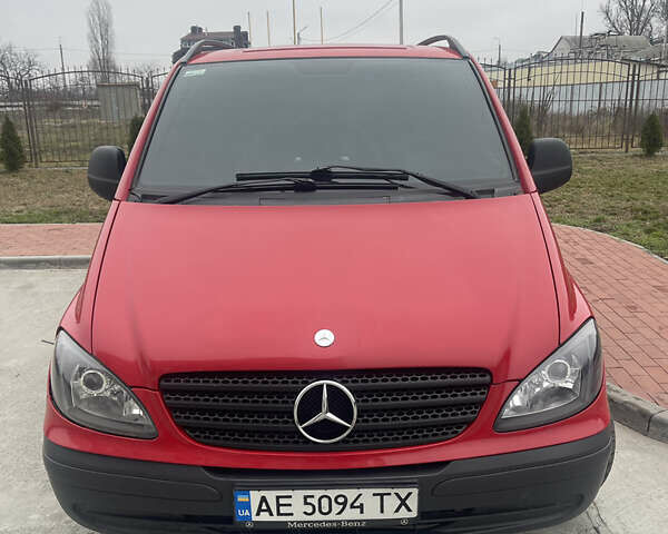 Червоний Мерседес Віто, об'ємом двигуна 2.15 л та пробігом 500 тис. км за 6000 $, фото 1 на Automoto.ua