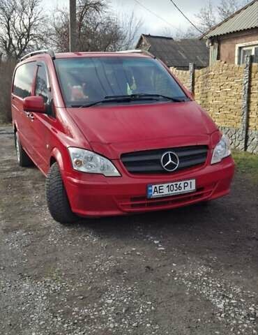 Червоний Мерседес Віто, об'ємом двигуна 2.14 л та пробігом 336 тис. км за 13200 $, фото 1 на Automoto.ua