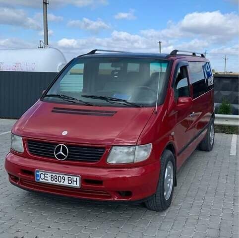 Красный Мерседес Вито, объемом двигателя 2.3 л и пробегом 400 тыс. км за 5500 $, фото 1 на Automoto.ua