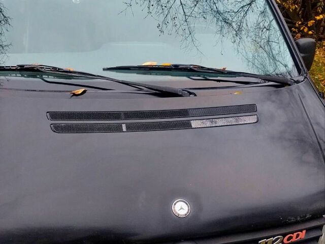 Мерседес Віто, об'ємом двигуна 2.2 л та пробігом 275 тис. км за 2350 $, фото 1 на Automoto.ua
