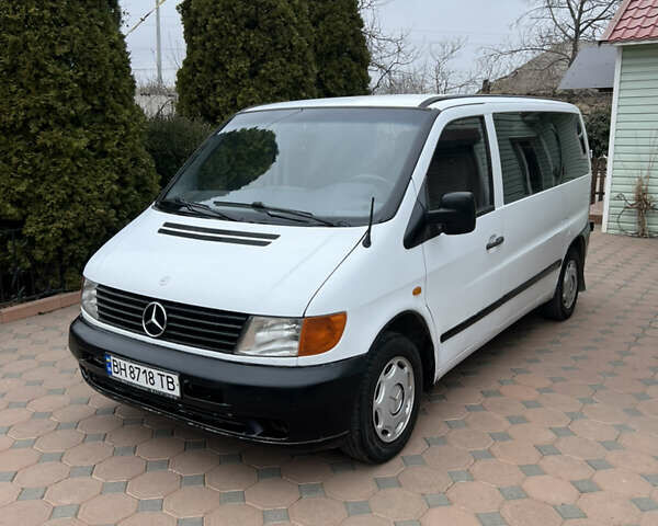 Мерседес Вито, объемом двигателя 2.15 л и пробегом 300 тыс. км за 4000 $, фото 1 на Automoto.ua