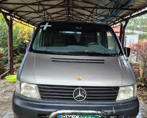 Мерседес Вито, объемом двигателя 2.2 л и пробегом 300 тыс. км за 5200 $, фото 1 на Automoto.ua