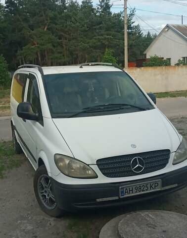 Мерседес Вито, объемом двигателя 2.2 л и пробегом 380 тыс. км за 5500 $, фото 1 на Automoto.ua