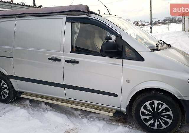 Мерседес Вито, объемом двигателя 2.2 л и пробегом 240 тыс. км за 10200 $, фото 1 на Automoto.ua