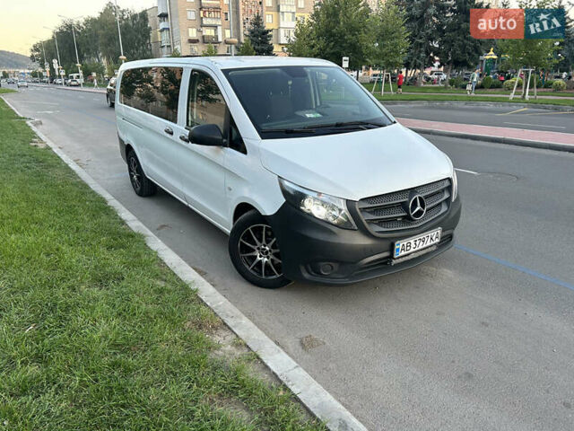 Мерседес Вито, объемом двигателя 2.2 л и пробегом 400 тыс. км за 25200 $, фото 1 на Automoto.ua