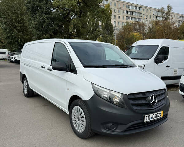 Мерседес Вито, объемом двигателя 2.14 л и пробегом 193 тыс. км за 24900 $, фото 1 на Automoto.ua