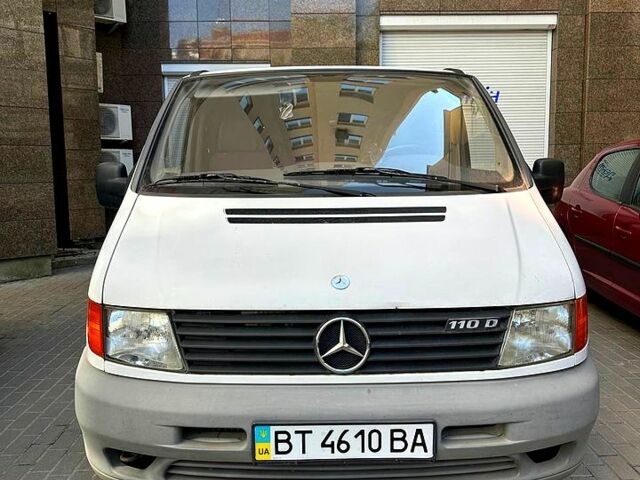 Мерседес Вито, объемом двигателя 2.3 л и пробегом 200 тыс. км за 4500 $, фото 1 на Automoto.ua