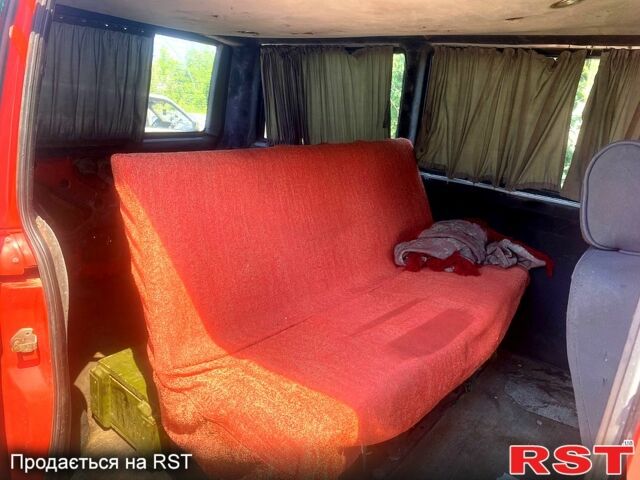 Мерседес Вито, объемом двигателя 2.2 л и пробегом 300 тыс. км за 2200 $, фото 1 на Automoto.ua