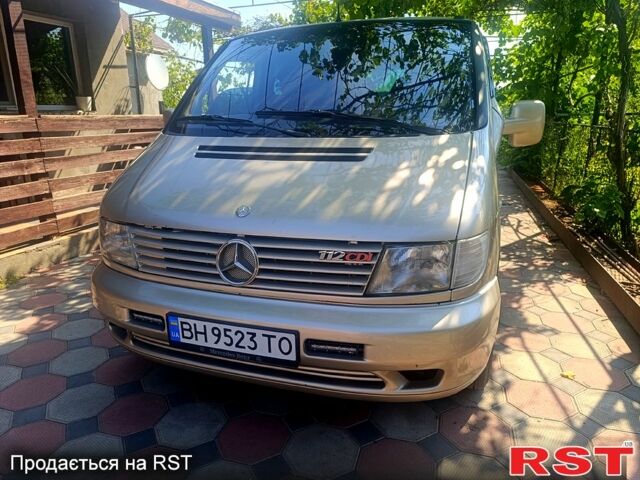 Мерседес Вито, объемом двигателя 2.2 л и пробегом 350 тыс. км за 5699 $, фото 1 на Automoto.ua