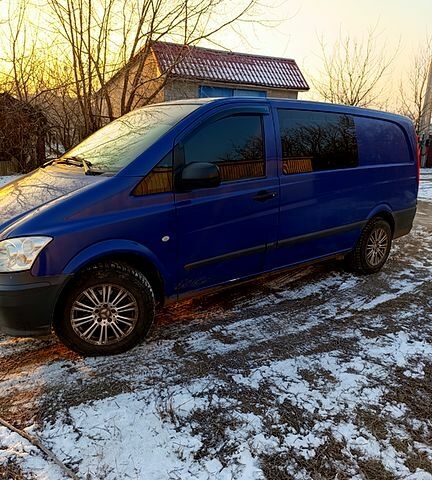 Мерседес Вито, объемом двигателя 2.2 л и пробегом 275 тыс. км за 9000 $, фото 1 на Automoto.ua