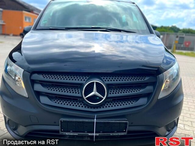 Мерседес Вито, объемом двигателя 2.2 л и пробегом 180 тыс. км за 13800 $, фото 1 на Automoto.ua