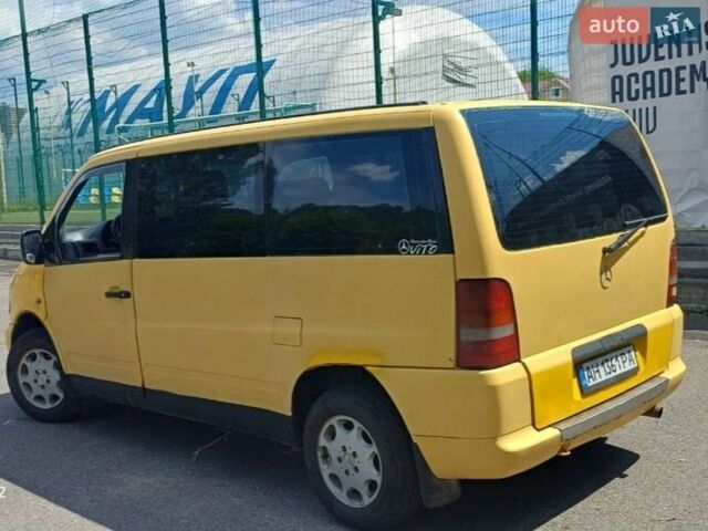 Жовтий Мерседес Віто, об'ємом двигуна 2.3 л та пробігом 531 тис. км за 2999 $, фото 1 на Automoto.ua