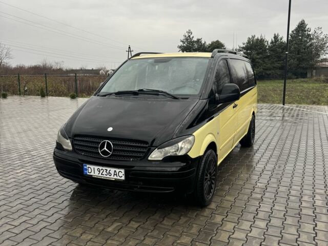 Желтый Мерседес Вито, объемом двигателя 2.2 л и пробегом 360 тыс. км за 4600 $, фото 1 на Automoto.ua