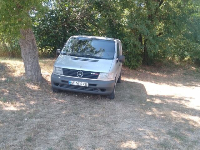 Сірий Мерседес Віто, об'ємом двигуна 2.1 л та пробігом 410 тис. км за 3400 $, фото 1 на Automoto.ua