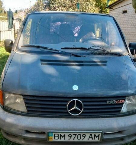 Серый Мерседес Вито, объемом двигателя 2.15 л и пробегом 435 тыс. км за 2000 $, фото 1 на Automoto.ua