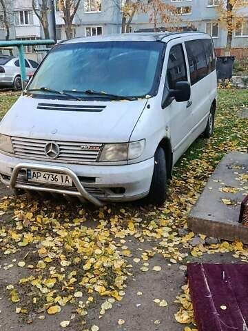 Серый Мерседес Вито, объемом двигателя 2.15 л и пробегом 500 тыс. км за 3000 $, фото 1 на Automoto.ua