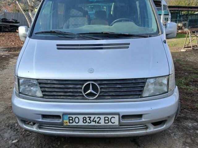 Серый Мерседес Вито, объемом двигателя 2.2 л и пробегом 331 тыс. км за 2000 $, фото 1 на Automoto.ua