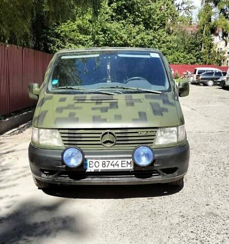 Серый Мерседес Вито, объемом двигателя 2.15 л и пробегом 300 тыс. км за 3800 $, фото 1 на Automoto.ua