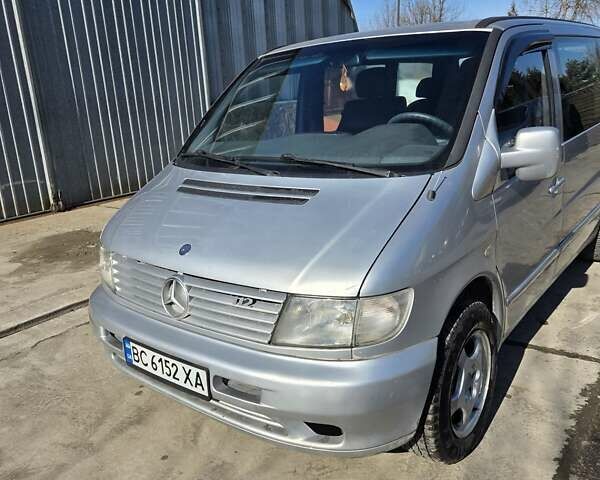 Серый Мерседес Вито, объемом двигателя 2.15 л и пробегом 400 тыс. км за 6700 $, фото 1 на Automoto.ua